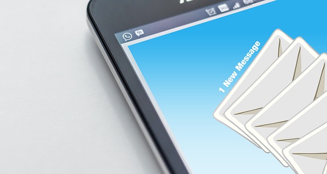 sms-message-email-mobile-phone-smishing-phishing